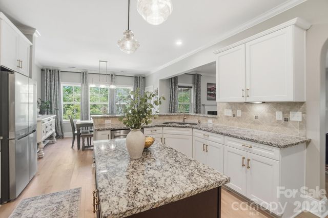 727 Misty Arbor Ford, Clover, SC 29710