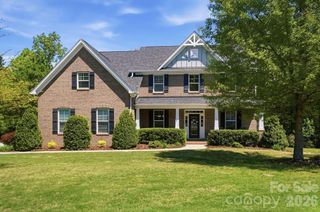 727 Misty Arbor Ford, Clover, SC 29710