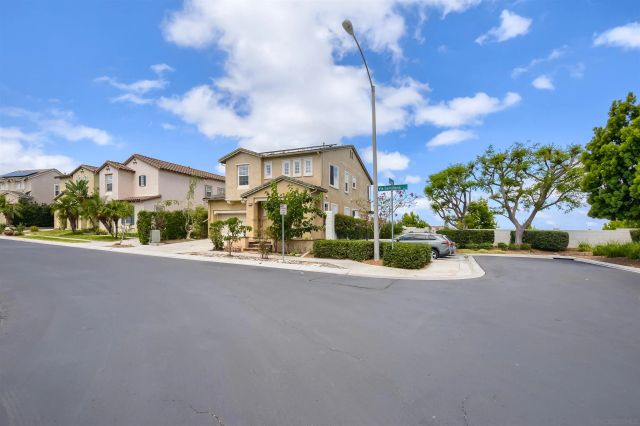 13326 Via Santillana, San Diego, CA 92129
