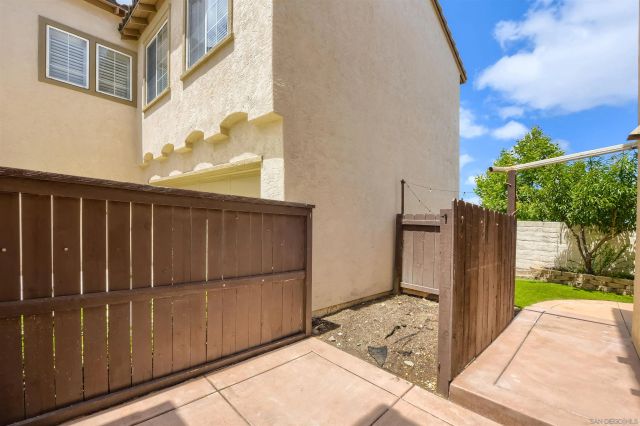 13326 Via Santillana, San Diego, CA 92129