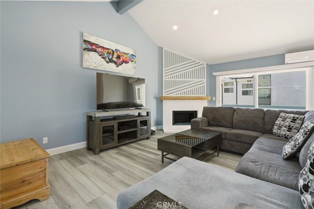 1809 Vanderbilt Lane C, Redondo Beach, CA 90278