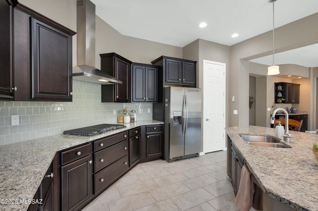 14077 N Bright Angel Trail, Marana, AZ 85658