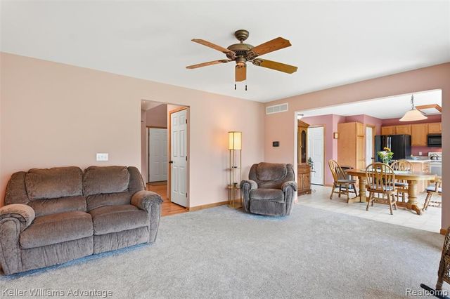1480 Peppergrove Drive, Brighton, MI 48116
