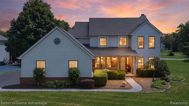 1480 Peppergrove Drive, Brighton, MI 48116