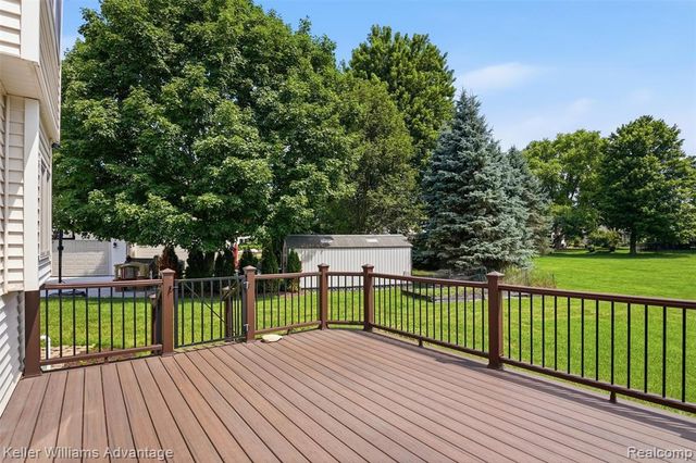 1480 Peppergrove Drive, Brighton, MI 48116