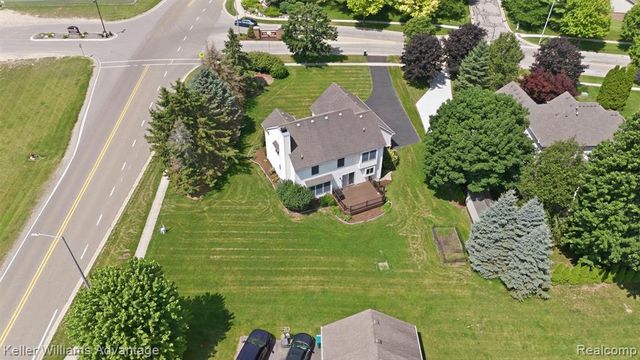 1480 Peppergrove Drive, Brighton, MI 48116