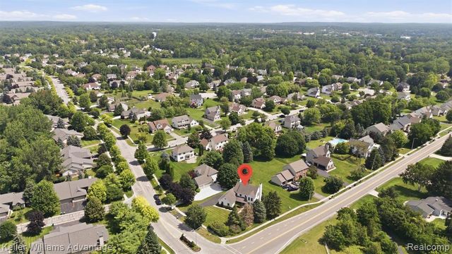 1480 Peppergrove Drive, Brighton, MI 48116
