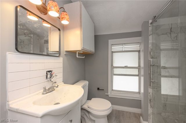 686 E 92nd Street, Cleveland, OH 44108