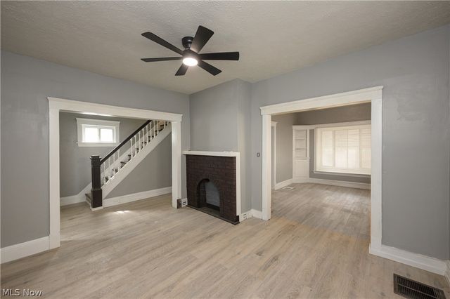 686 E 92nd Street, Cleveland, OH 44108