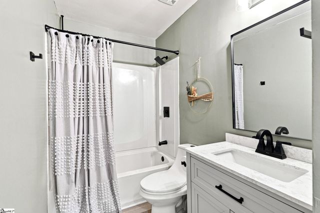 23 Lee Way, Taylors, SC 29687
