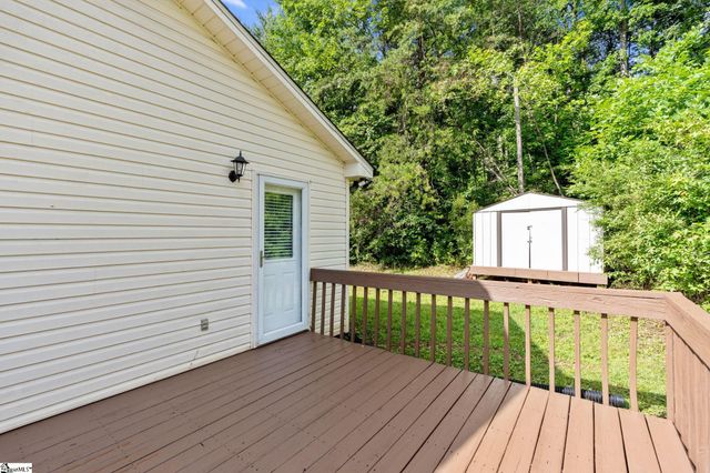 23 Lee Way, Taylors, SC 29687