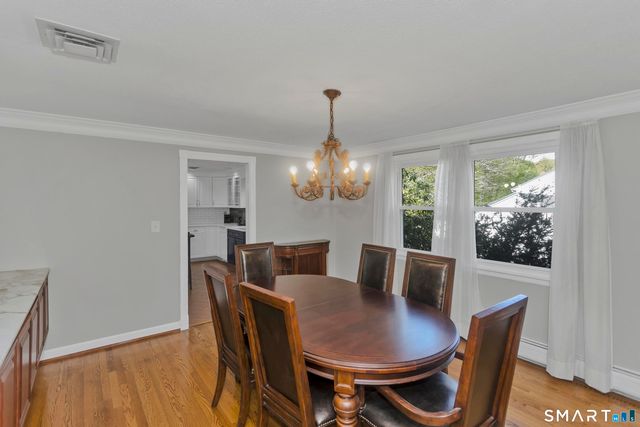 10 Cliffmount Drive, Bloomfield, CT 06002