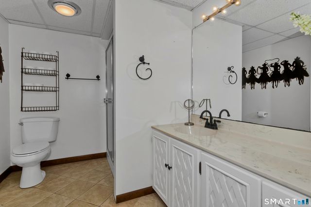 10 Cliffmount Drive, Bloomfield, CT 06002