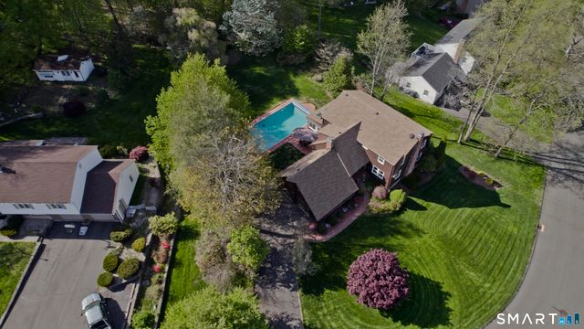 10 Cliffmount Drive, Bloomfield, CT 06002