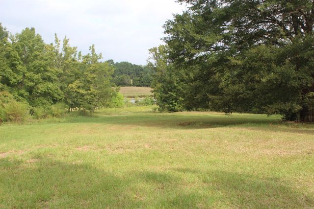 3296 hwy 278 E, Hope, AR 71801