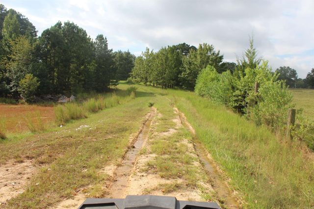 3296 hwy 278 E, Hope, AR 71801