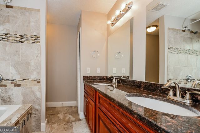 1959 Corners Circle, Lithonia, GA 30058