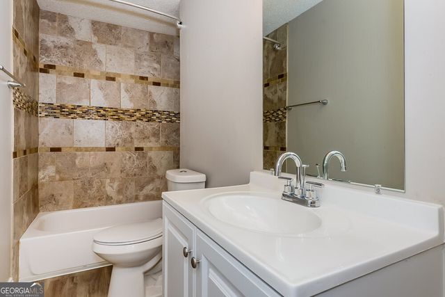 1959 Corners Circle, Lithonia, GA 30058