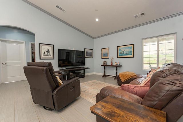 16605 Deer Creek Drive, Springville, CA 93265