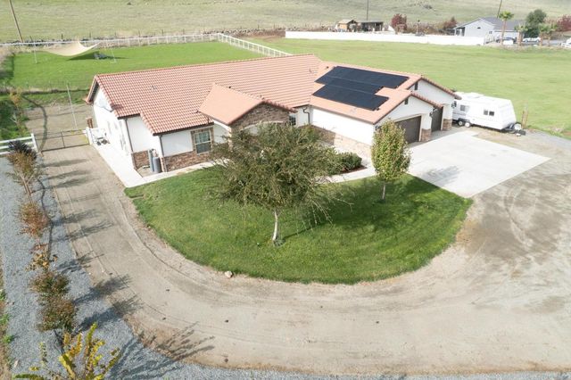 16605 Deer Creek Drive, Springville, CA 93265