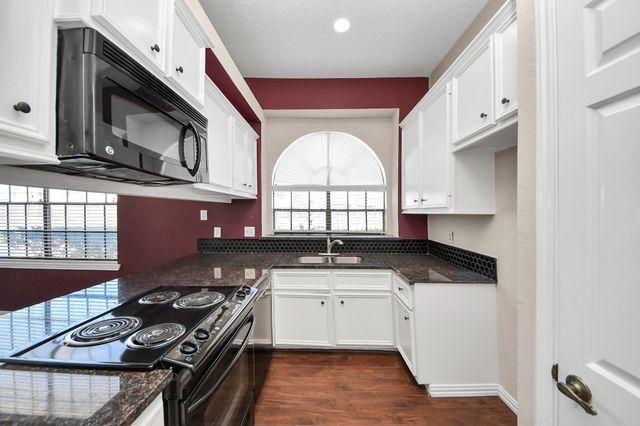 8888 Benning Drive 171, Houston, TX 77031