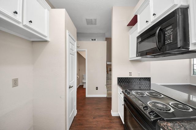 8888 Benning Drive 171, Houston, TX 77031