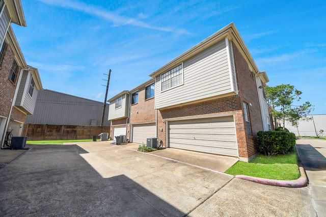 8888 Benning Drive 171, Houston, TX 77031