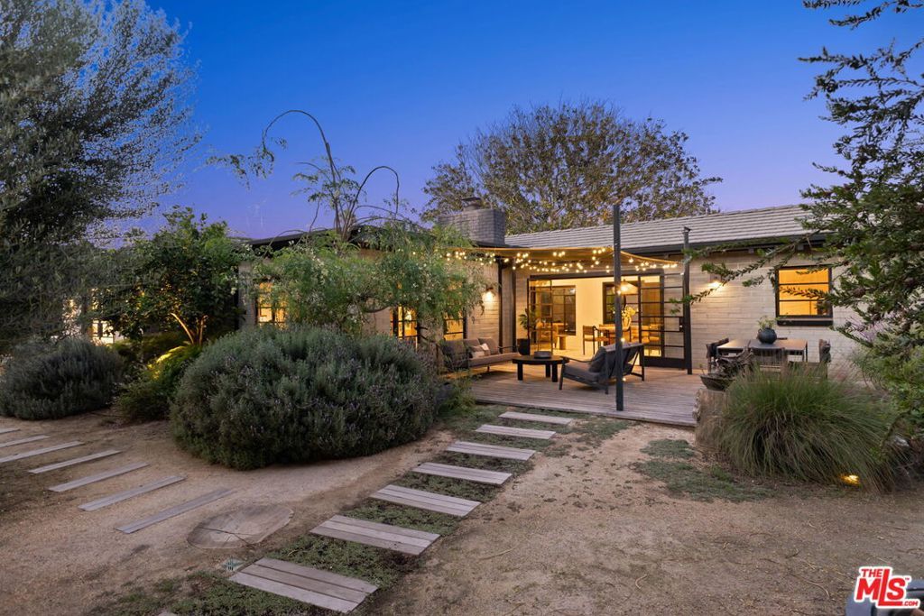 4241 Campbell Drive, Los Angeles, CA 90066 — exterior