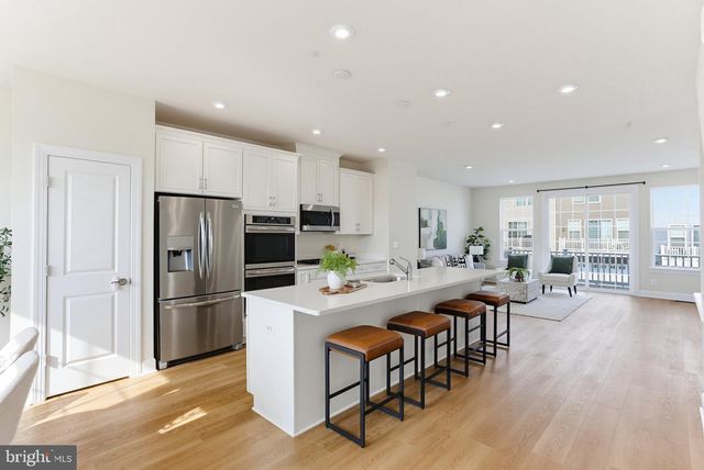 6310 BERKLEY BRIDGE PL, Haymarket, VA 20169