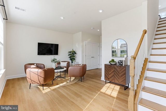 6310 BERKLEY BRIDGE PL, Haymarket, VA 20169
