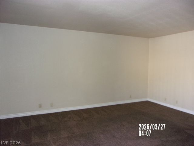 5440 River Glen Drive 382, Las Vegas, NV 89103