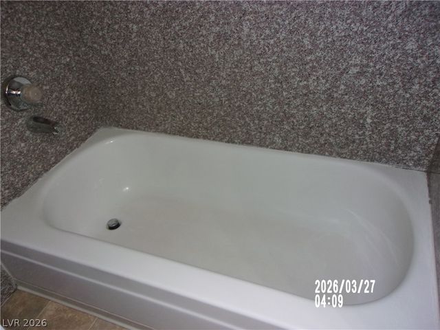 5440 River Glen Drive 382, Las Vegas, NV 89103