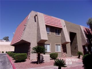 5440 River Glen Drive 382, Las Vegas, NV 89103