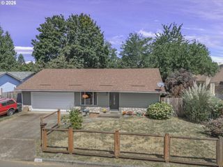 1585 Ne 18TH St, Gresham, OR 97030