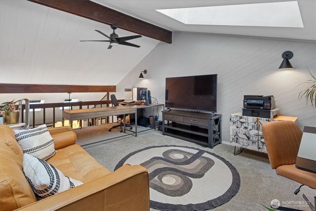 2404 Manorwood Drive SE, Puyallup, WA 98374