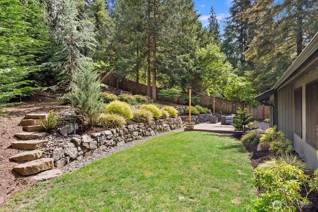 2404 Manorwood Drive SE, Puyallup, WA 98374