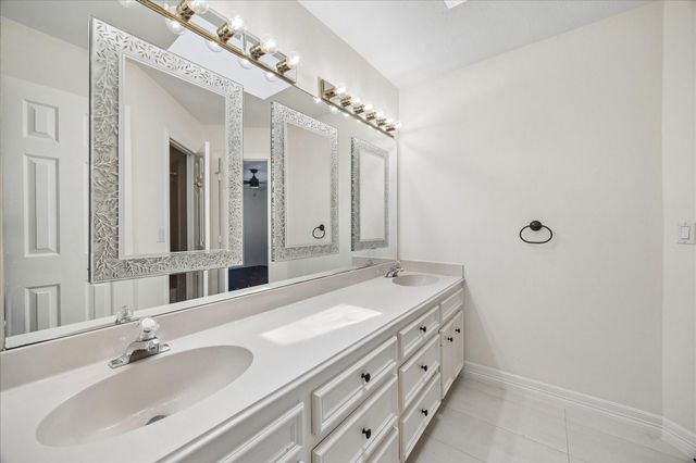 14830 Tumbling Falls Court, Houston, TX 77062