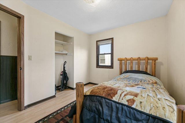 1747 Pinewood Drive, Shoreview, MN 55126