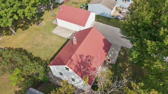 1747 Pinewood Drive, Shoreview, MN 55126