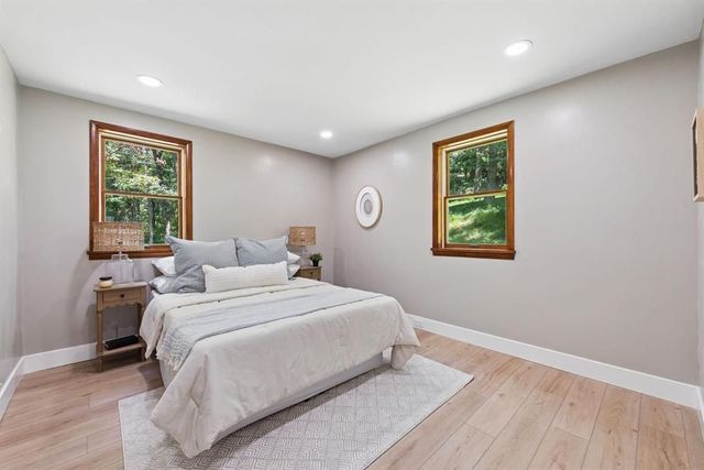 383 Lakeview DRIVE, South Strabane, PA 15301