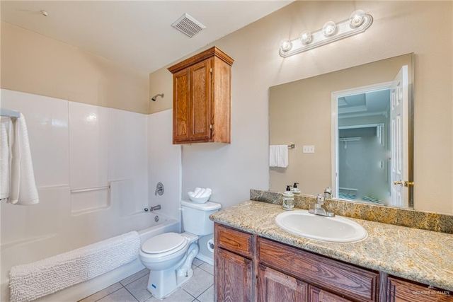 3705 S Embassy Avenue 2, Pharr, TX 78577