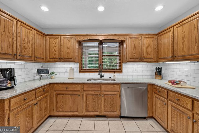 421 S Mount Carmel Road, Mcdonough, GA 30253