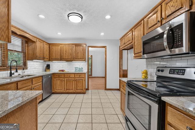 421 S Mount Carmel Road, Mcdonough, GA 30253