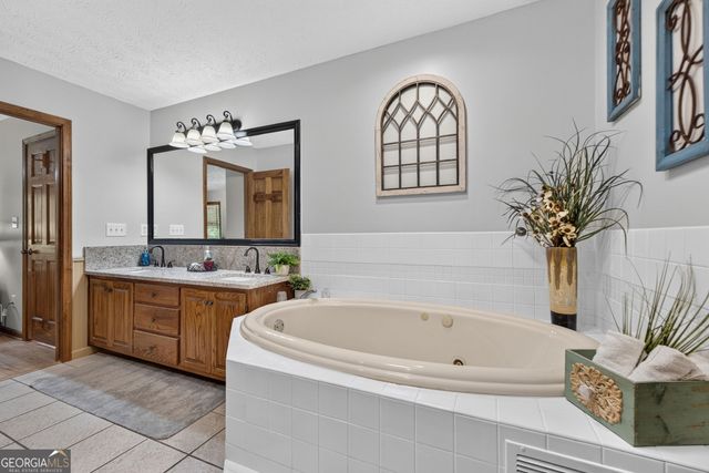 421 S Mount Carmel Road, Mcdonough, GA 30253