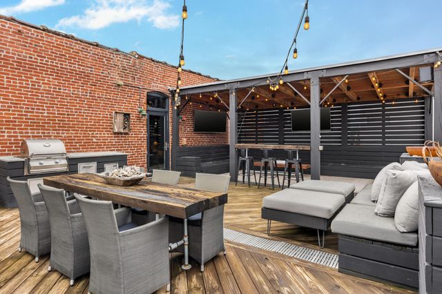 55 E Main St Apt 304, Chattanooga, TN 37408