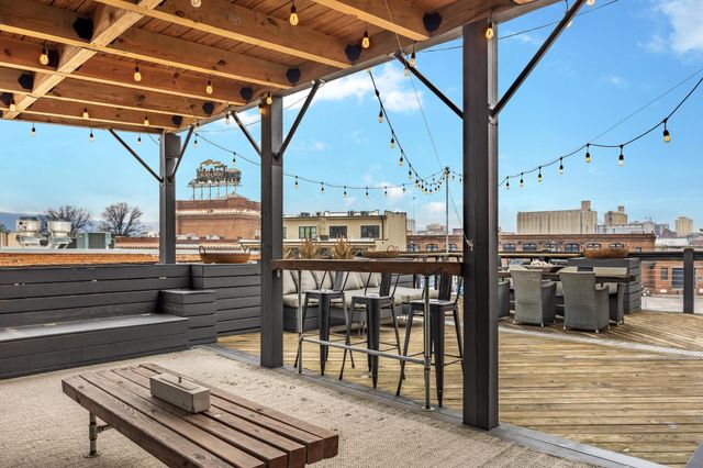 55 E Main St Apt 304, Chattanooga, TN 37408
