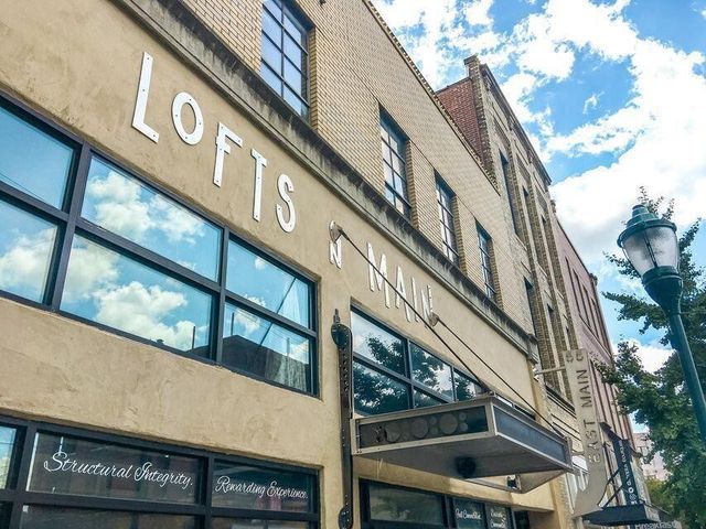 55 E Main St Apt 304, Chattanooga, TN 37408