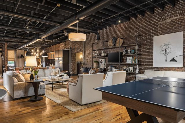 55 E Main St Apt 304, Chattanooga, TN 37408
