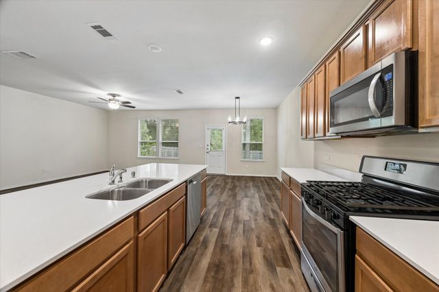 4050 Timber Sapp Drive, Conroe, TX 77304