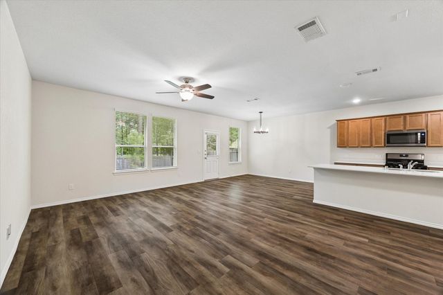 4050 Timber Sapp Drive, Conroe, TX 77304
